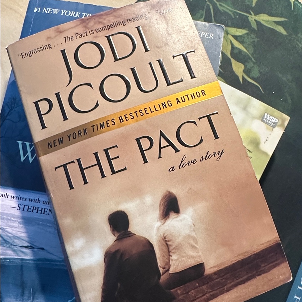 Paperback Book Set - Assorted Colors - Picture 7 of 7